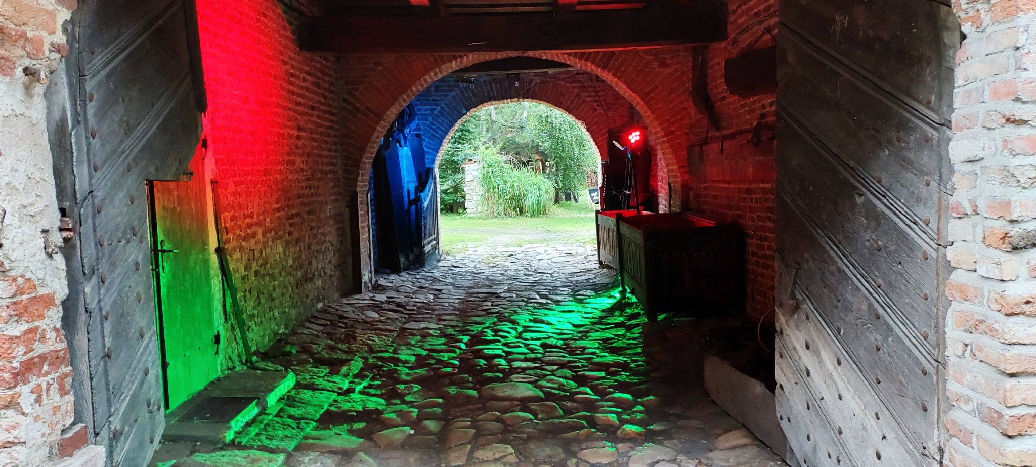 295896042_2451851348310555_7062829738214320319_n