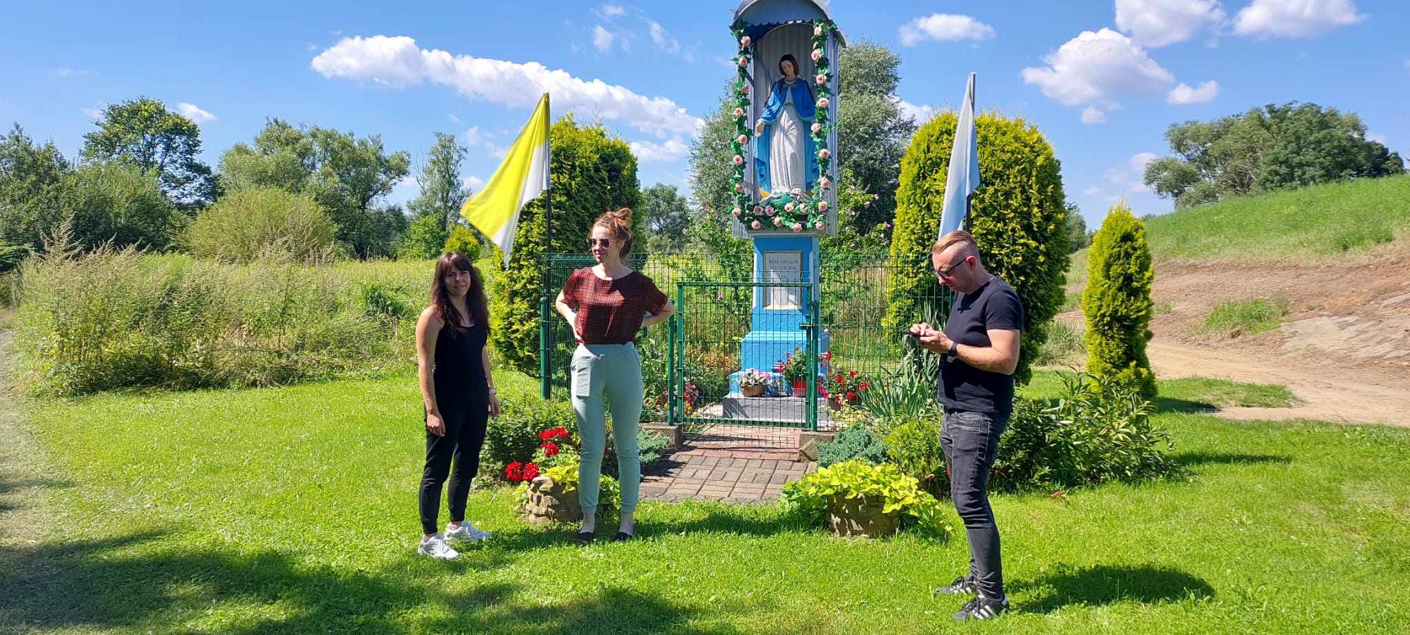 370109027_164037120133969_4961928759264430050_n