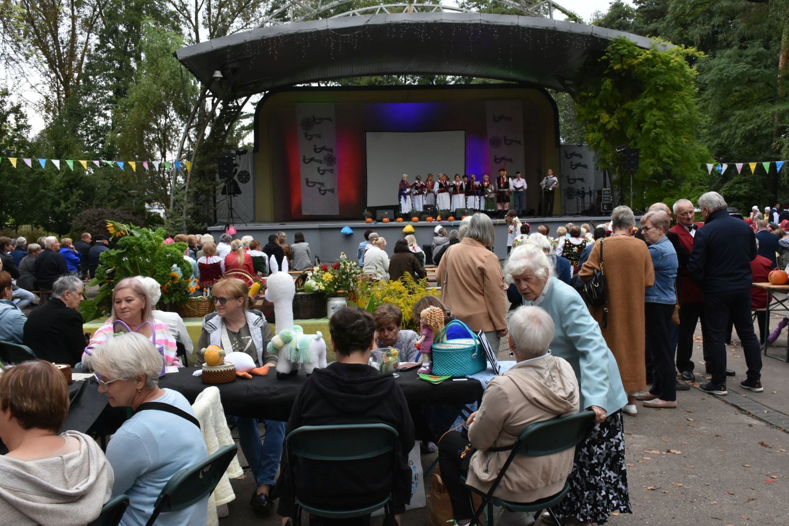 piknik-w-kregu-asia0190