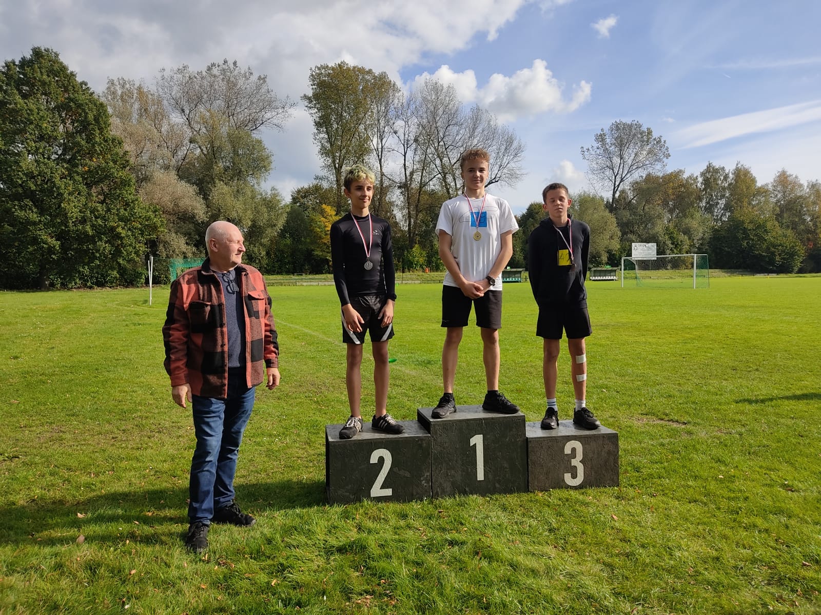 391592786_311335498305285_98607549578423611_n