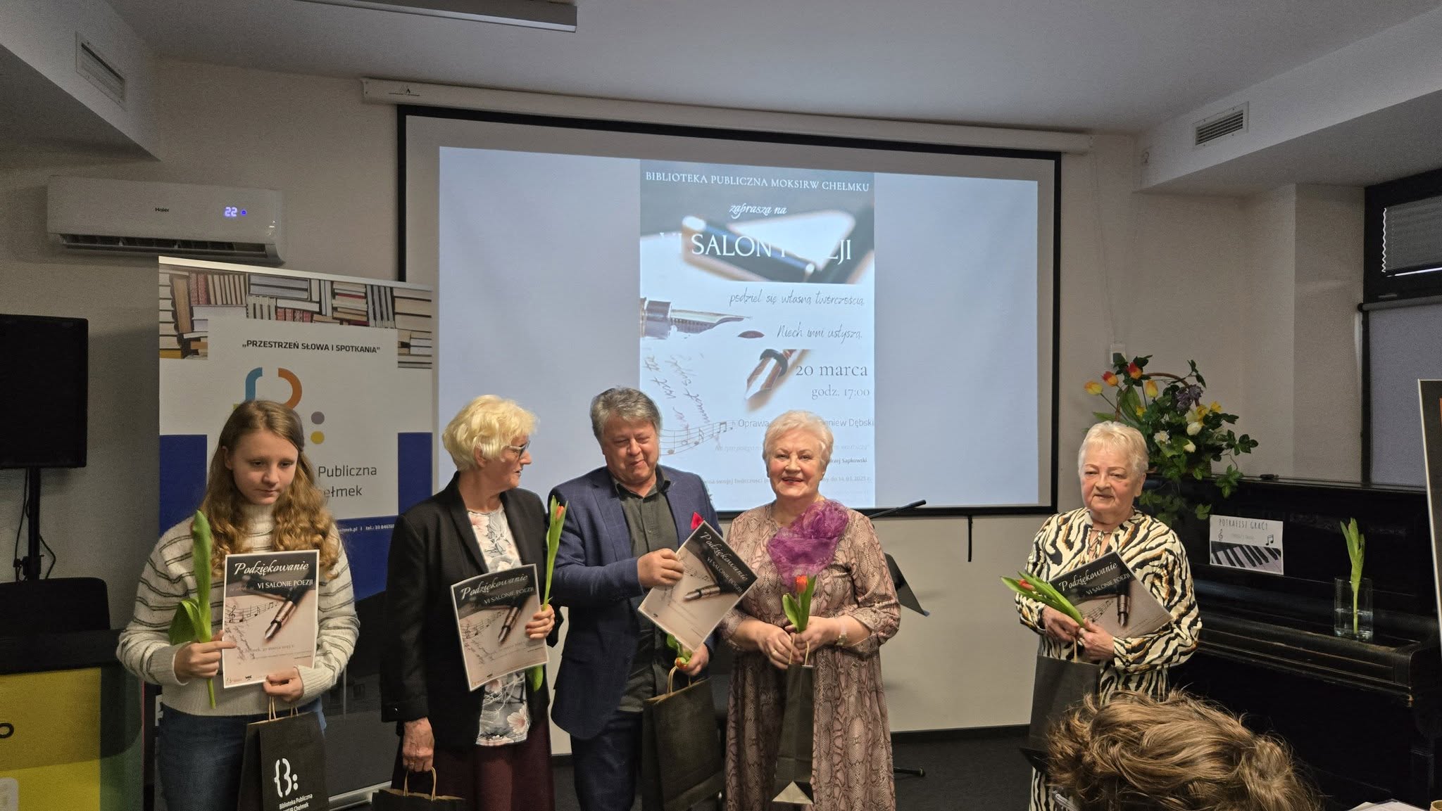salon_poezji_1