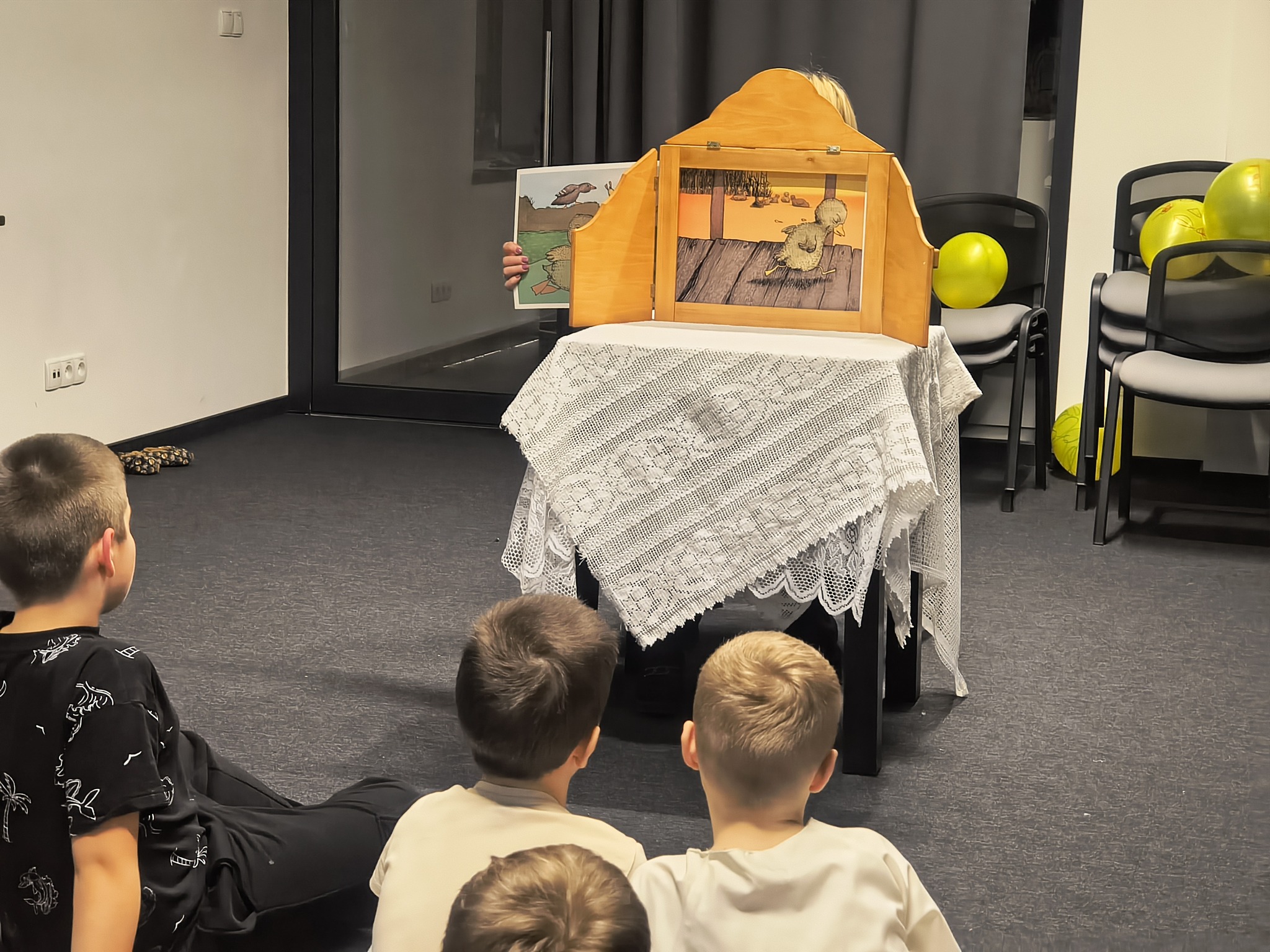 noc_z_andersenem_2025_8