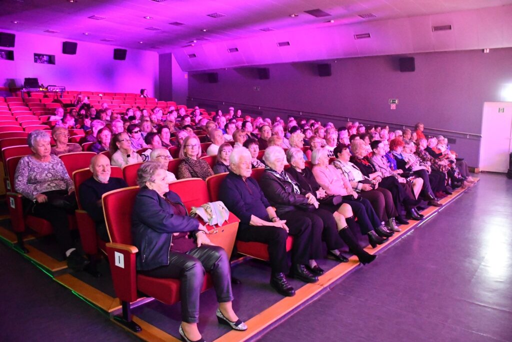 649562984 1359656609530954 6483224242139766645 n