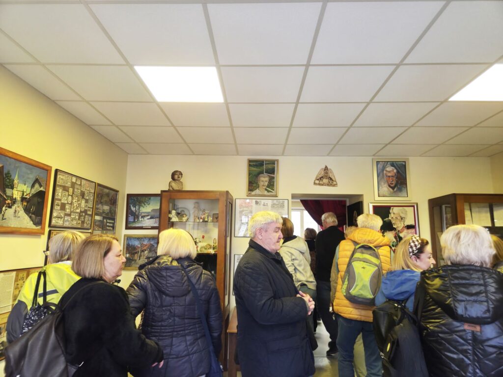 Piknik w kregu asia0118