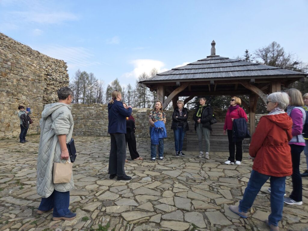 Piknik w kregu asia0140