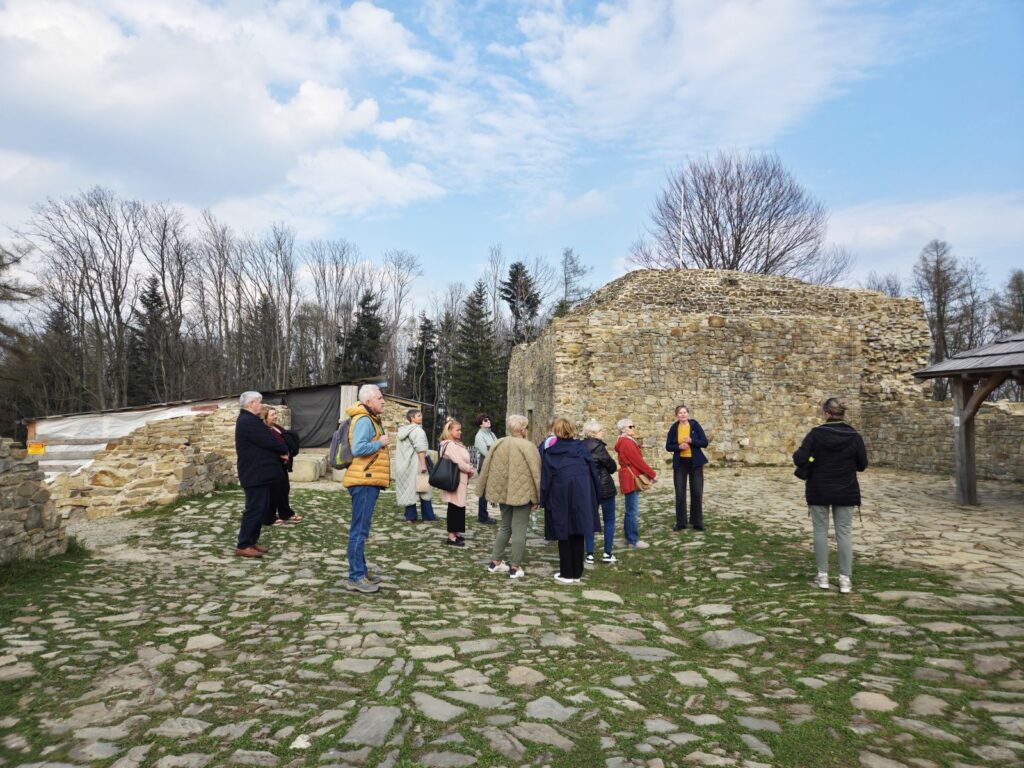 Piknik w kregu asia0145