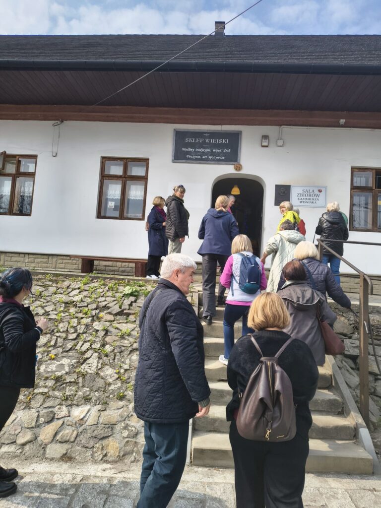 Piknik w kregu asia0164